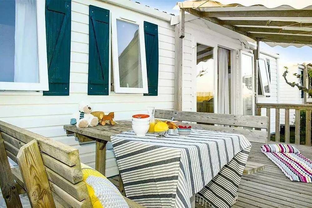 Mobil-home | Comfort | 2 Ch. | 4 pers. | Terrasse simple | A/C in Narbonne Plage, Narbonne
