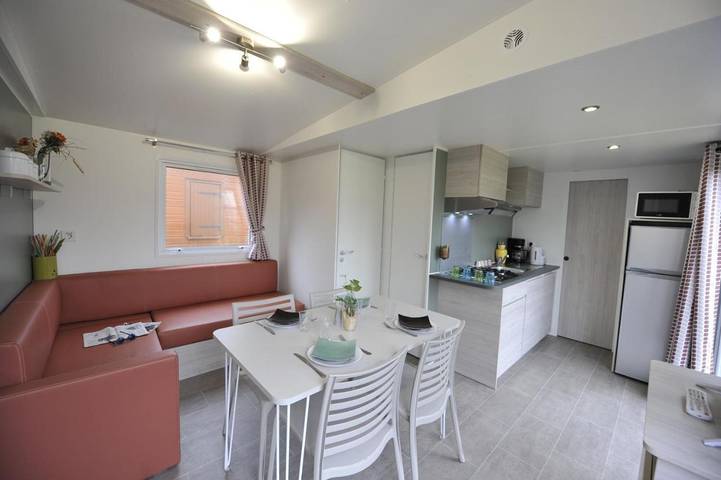 Location de vacances pour 6 personnes, avec terrasse et piscine ainsi que jacuzzi et jardin à Clairmarais - 3