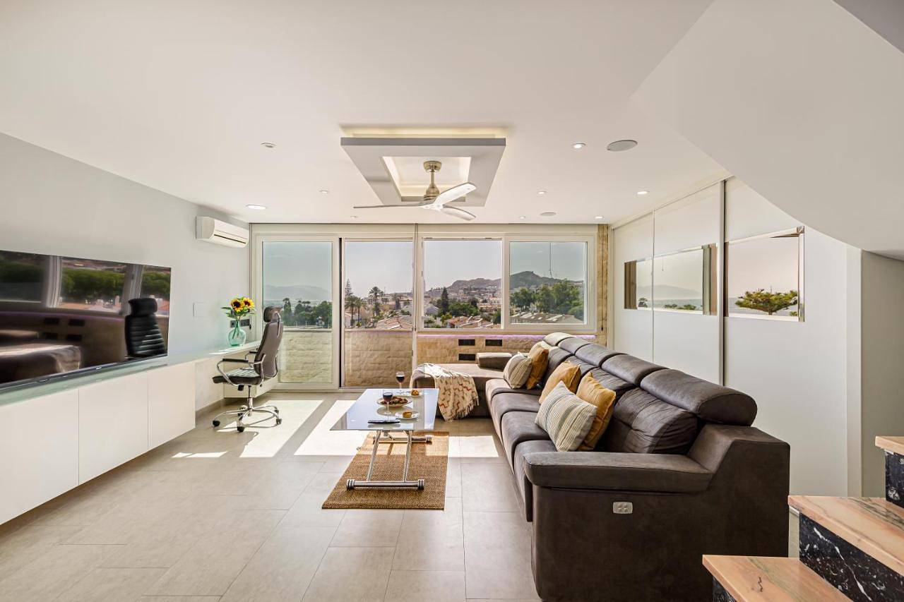 Apartamento entero, Three-Bedroom Apartment with Sea View in La Cala del Moral, Rincón de la Victoria