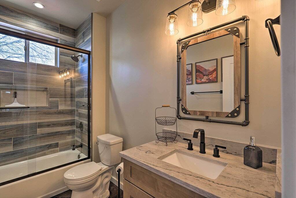 Modern Retreat: 3 Blocks to Dtwn Williams + Rte 66 in Williams (Arizona), Coconino Nationalwald