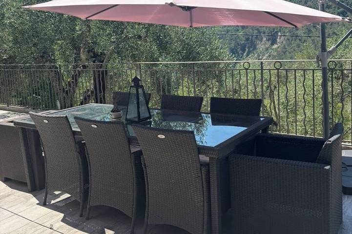 Location de vacances pour 6 personnes à L'Escarène