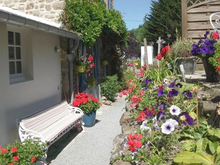 Chambre d’hôte pour 2 personnes, avec jardin à Saint-Marcan