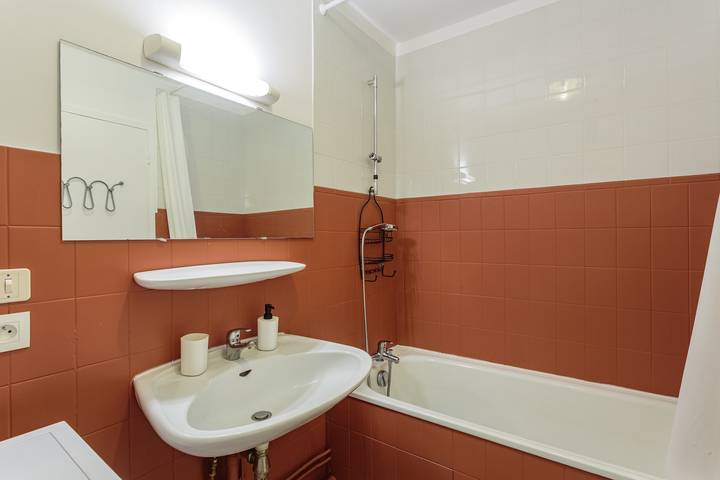 Appartement entier, Minerva - Studio Proche de l'Aéroport in Anglet, Région de Bayonne