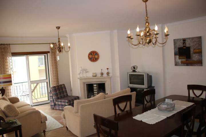 Ferienwohnung für 6 Personen, mit Balkon in Nazaré