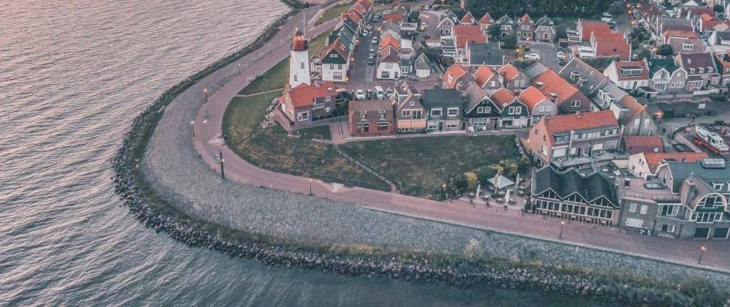 B&b voor 3 personen, with Terras and Tuin as well as Uitzicht in IJsselmeer