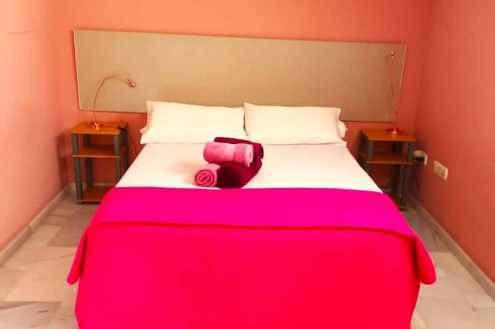 Apartamento entero, Maravillosas vistas al mar para unas relajantes vacaciones Wifi gratis 24h in La Cala del Moral, Rincón de la Victoria