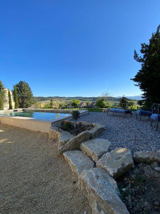 Location de vacances pour 6 personnes, avec Terrasse ainsi que Piscine et Vue à Rasteau - 3