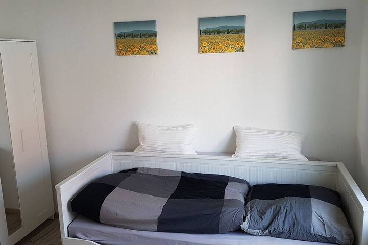 Ferienwohnung für 2 Personen, mit Whirlpool und Garten
