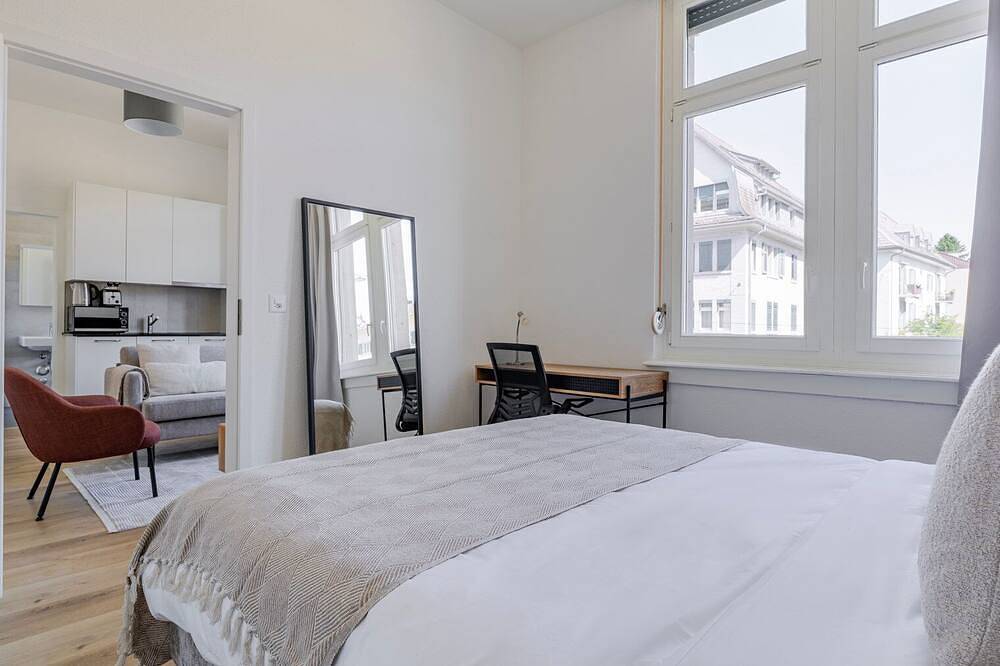 Apartamento entero, Blueground | Seebach, washer, nr Zurich Zoo in Zúrich, Distrito de Zúrich
