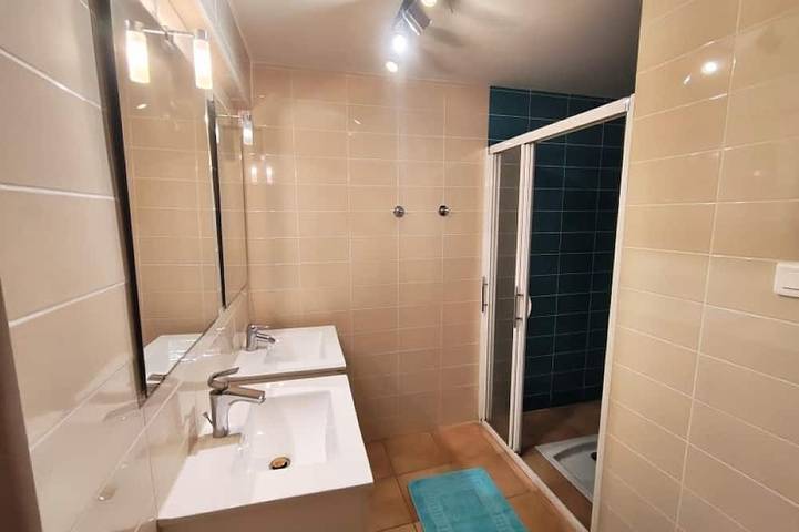 Globe Trotter Stables - Bed and Breakfast in L'Isle-Jourdain, Toulouse region