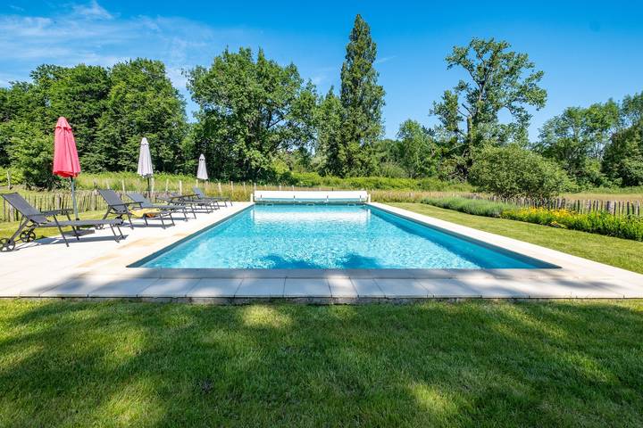 Villa for 4 people, with Garden