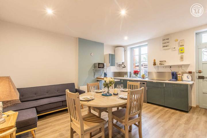 Gîte pour 4 personnes, avec terrasse et jardin, animaux acceptés