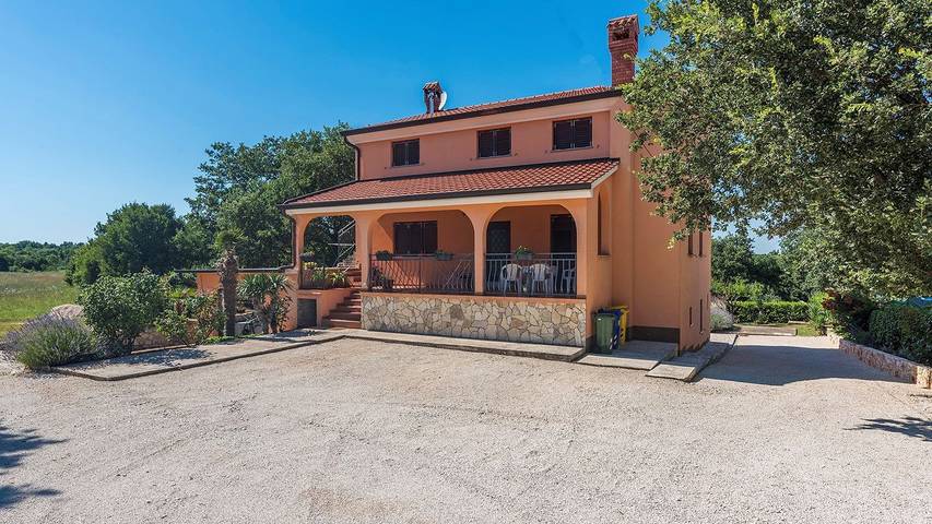 Ferienwohnung für 4 Personen, mit Garten