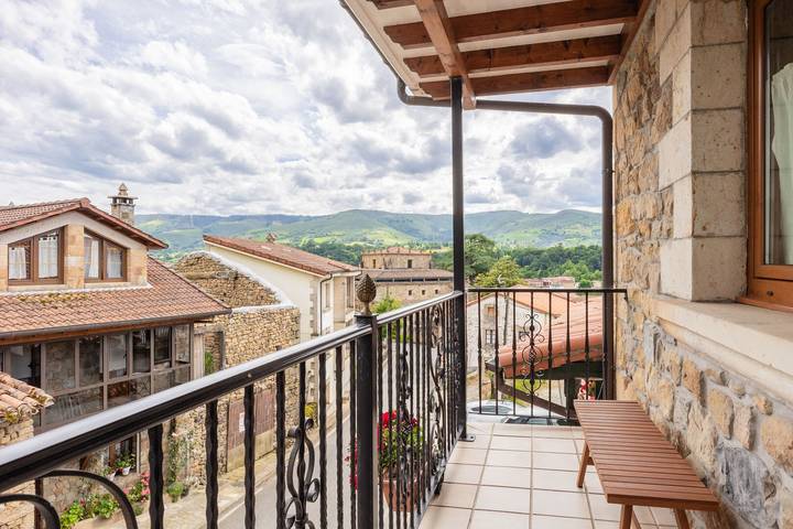Chalet para 9 personas, con Balcón y Jardín en Cantabria - 3