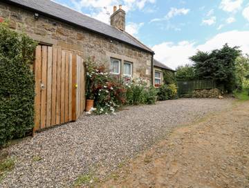Log Cabin for 2 People in Fife region, Lowlands, Photo 1