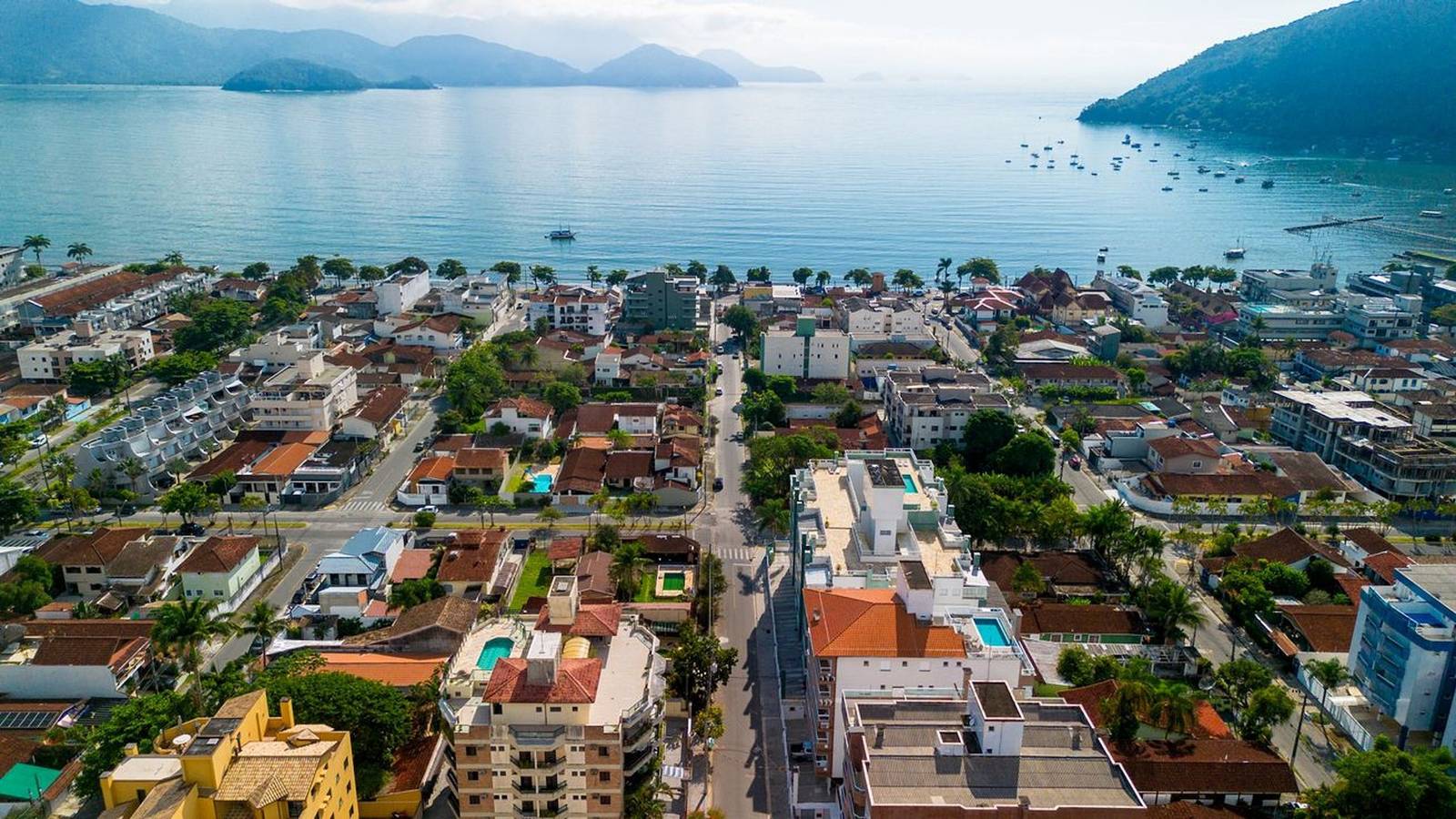 Ganze Wohnung, Apto a 280m da Praia do Itaguá c Piscina e Garagem in Ubatuba, Região Metropolitana do Vale do Paraíba e Litoral Norte