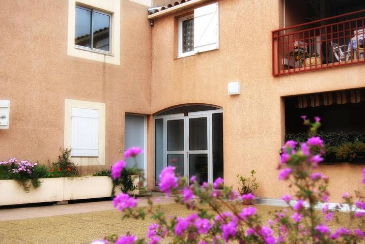 Appartement de vacances pour 4 personnes, avec jardin