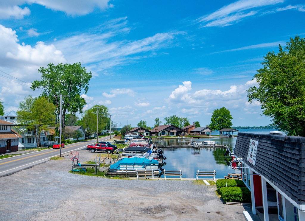 New! ❤️ The Pointe House ❤️ Lake View and Boat Dock in Russells Point, Indian Lake