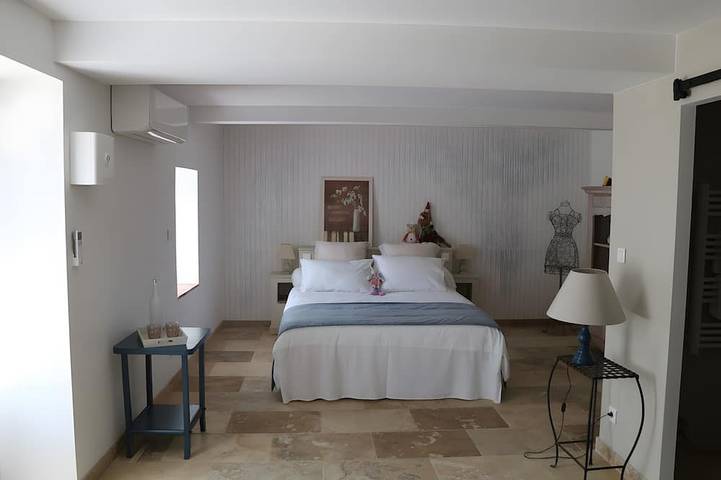 Chambre d’hôte pour 2 personnes, avec jardin