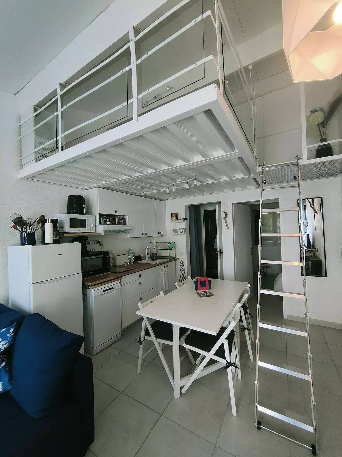 Entire apartment, Apartment 2 rooms + mezzanine on the 2nd floor in Le Barcares - Cap Coudalere in Le Barcarès, Mediterranean Coast (France)