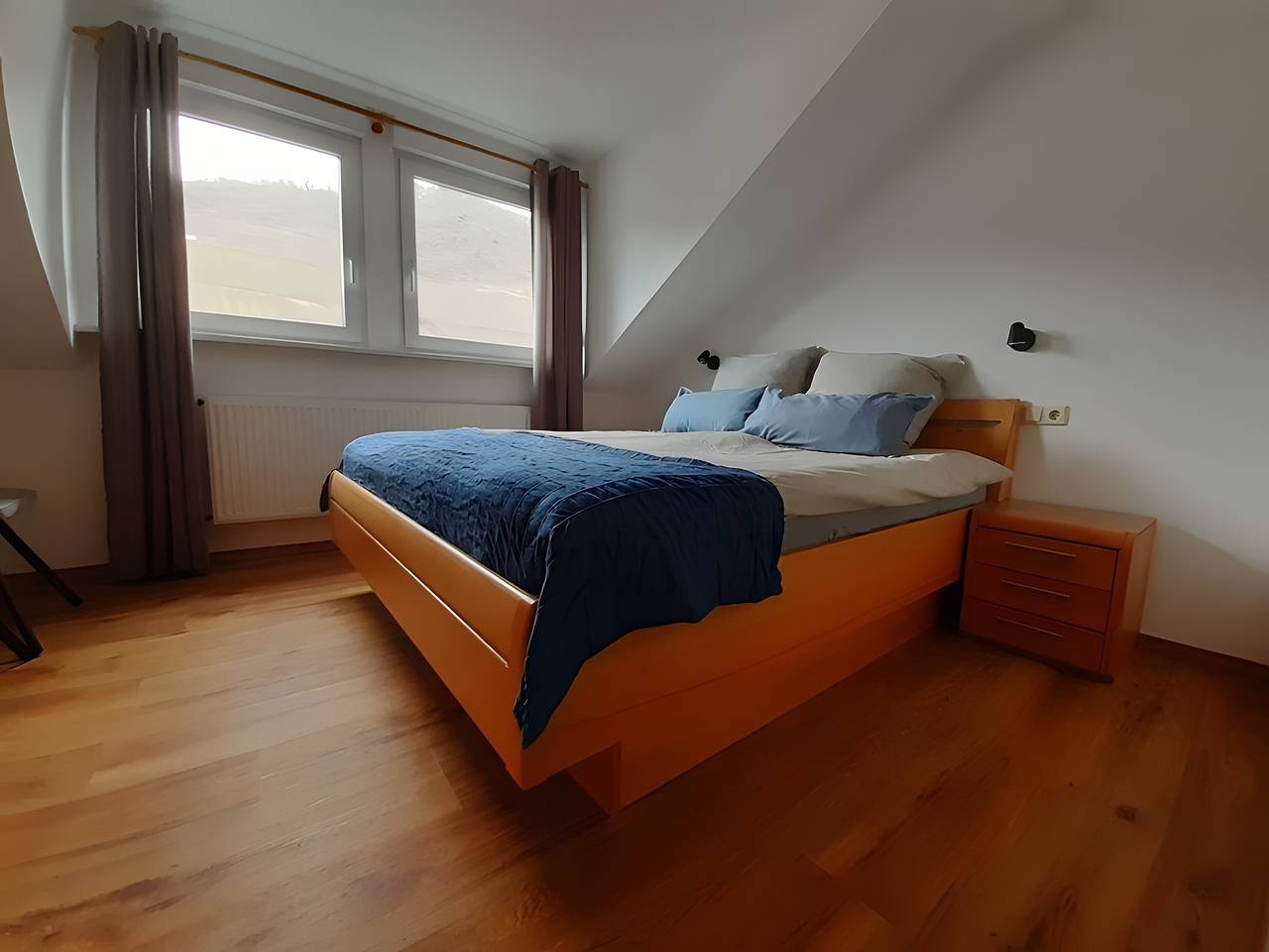 Ganze Wohnung, Ferienwohnung für 2 personen mit Rauchfrei Balkon und Moselsicht(45 m²) in Ediger-Eller in Ediger-Eller, Cochem-Zell