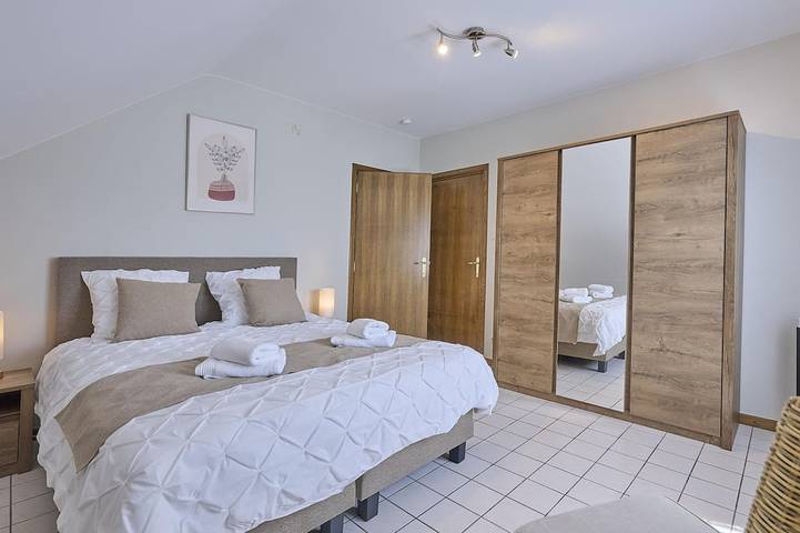 Location de vacances pour 8 personnes, avec jardin à Tongres - 3