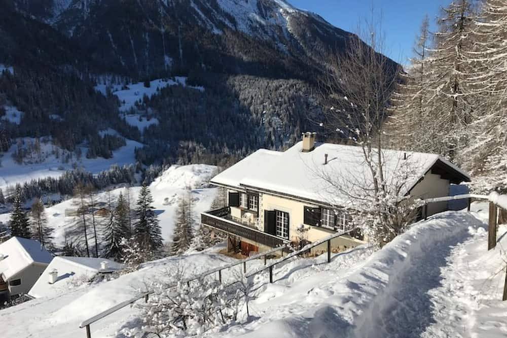 Ganze Wohnung, Chesa Giattin°, (Bergün/Bravuogn). in Bergün, Bergün Filisur