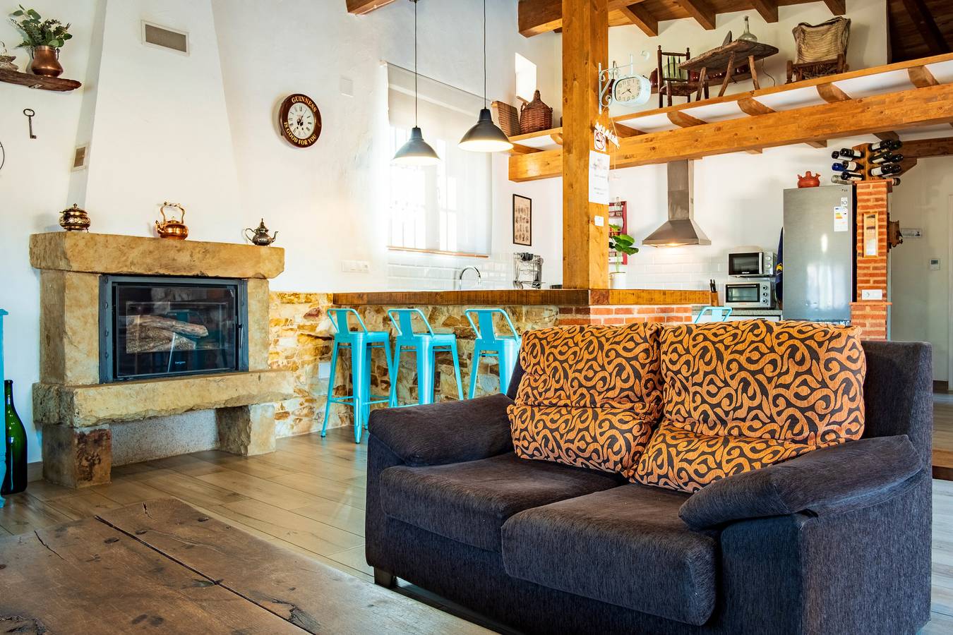 Maison de campagne "Casa Rural Gorriones" avec piscine privée, jardin privé et Wi-Fi in Sanchón de la Sagrada, Province de Salamanque