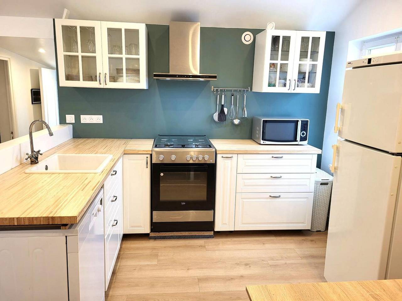 Casa Vacacional 'Gîte Les Pirouettes' con Terraza Privada, Jardín Privado y Wi-Fi in Pirou, Coutances y alrededores