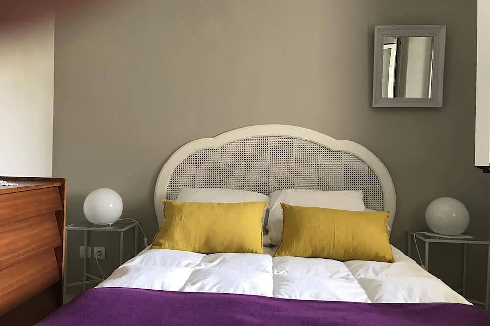 Appartement entier, Carnac Plage- Appart. T2 ground floor. private residence.Wifi. parking in Carnac, Côte des Mégalithes