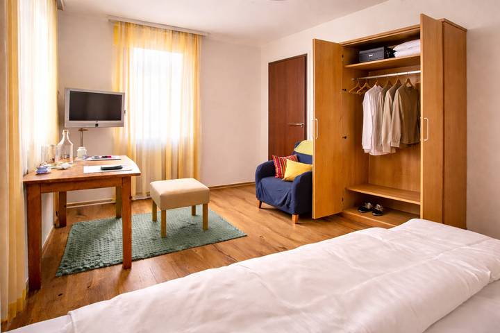 Landgasthof ''Zur Linde'' - Einzelzimmer in Brand-Laaben, Mostviertel