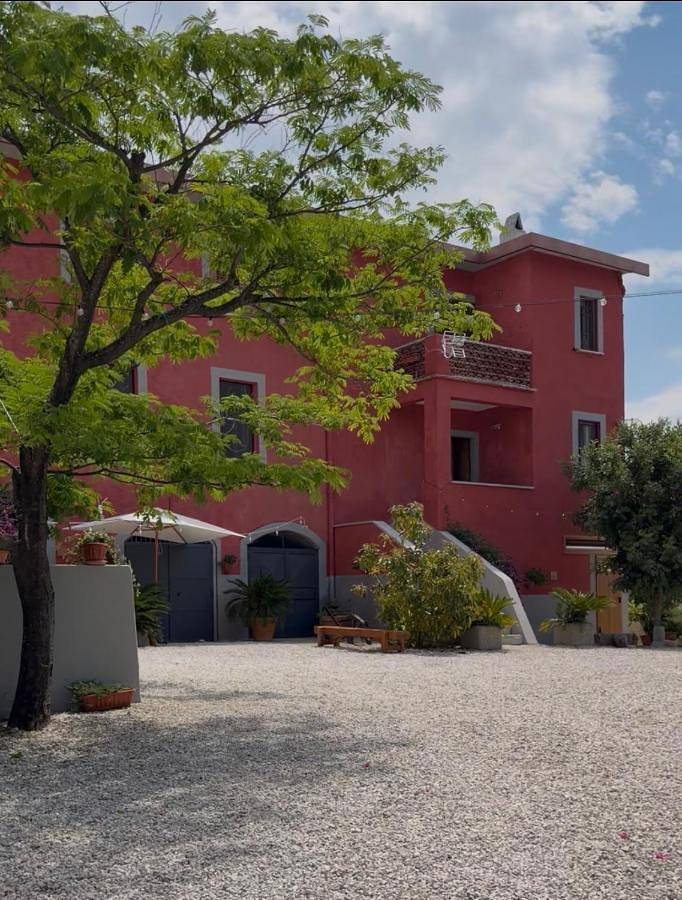 Casa vacanza per 5 persone, con giardino e panorama a Montecorvino Rovella