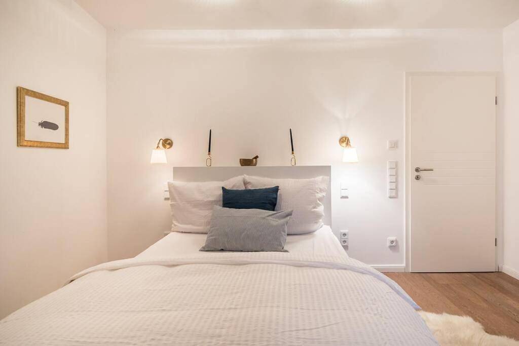 Ganze Wohnung, Charming Apartment Close to Heart of Hamburg in Barmbek Hamburg, Hamburg