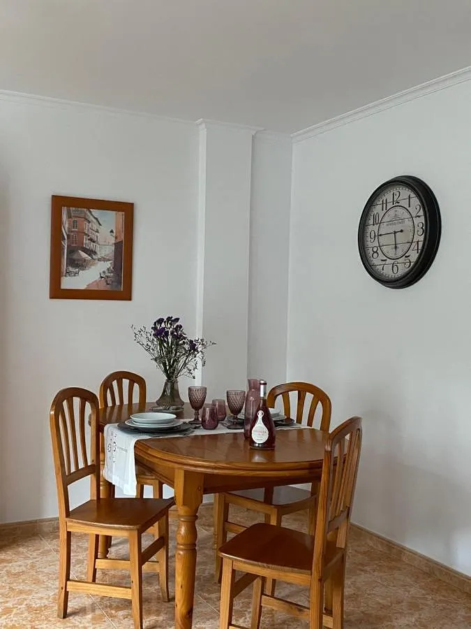 Apartamento de vacaciones para 4 personas, con jardín y vistas - 1