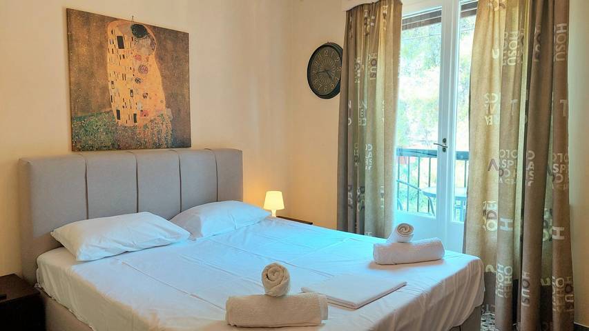 Apartamento entero, Cozy apartment in Acropolis with roof garden in Sección central de Atenas, Atenas