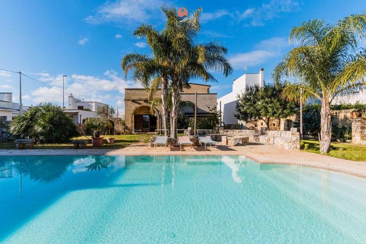 Villa per 7 persone, con piscina e giardino, con animali domestici - 1