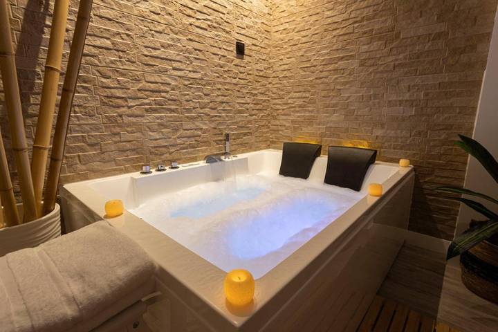 Apartamento para 4 personas, con jardín además de piscina y vistas en Provincia de Toledo