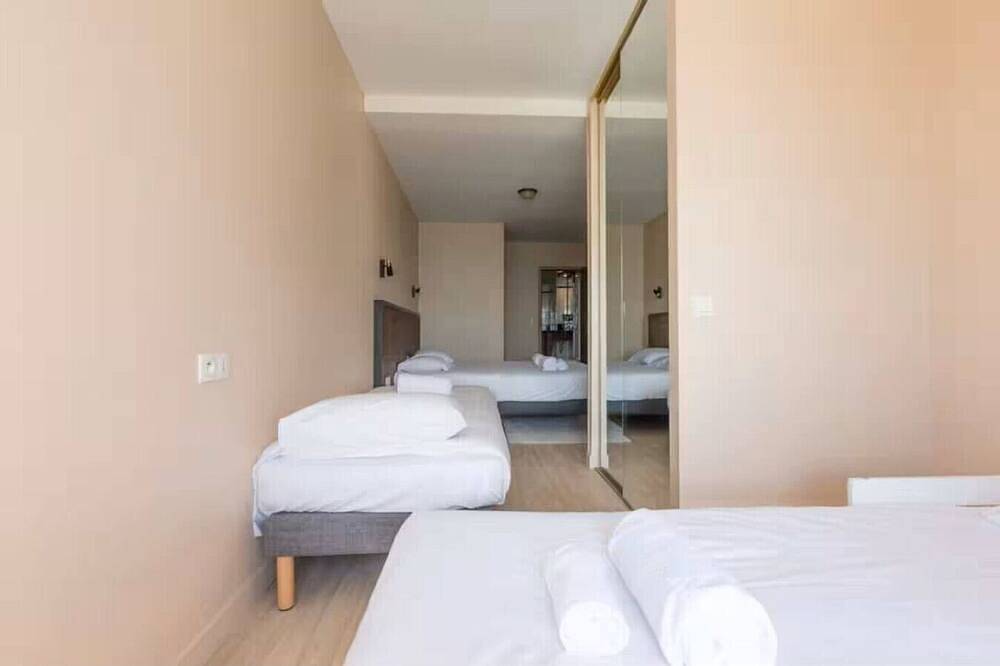 Appartement entier, Au pied de la plage 3 - Vue mer in Cancale, Baie du Mont-Saint-Michel