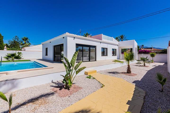 Casa rural para 8 personas, con jardín además de piscina y vistas en Alfàs del Pi - 3