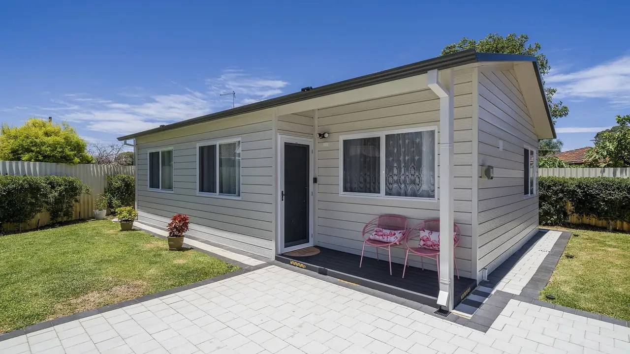Entire holiday apartment, Ferienwohnung für 4 Personen (2 m²) in Thornlie in Perth, Western Australia