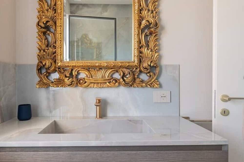 5E Villa Charme - Vista Mare & Ortigia Island- Whirpool on roof Terrace in Syrakus, Syrakus Provinz