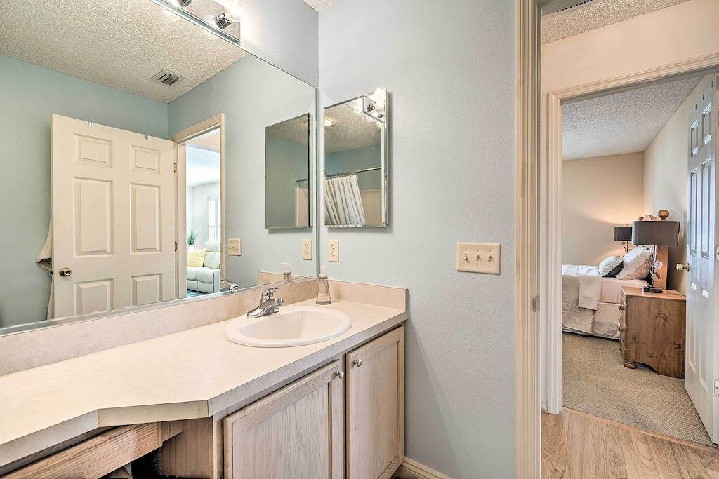 Home in The Villages w/ Lanai & Private Hot Tub! in The Villages, Sumter County