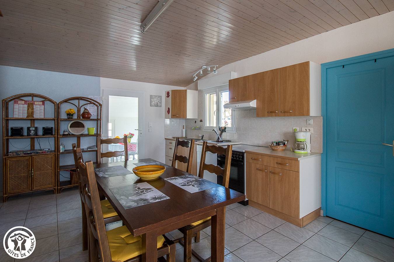 Gite avec parking, jardin et internet, 100m de Nébouzat in Nébouzat, Parc naturel régional des Volcans d'Auvergne