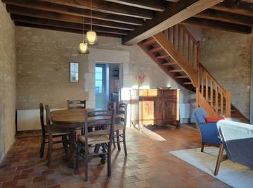 Gîte pour 5 personnes, avec terrasse à Verdigny