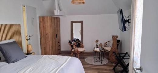 Cottage pour 2 personnes, avec jardin ainsi que terrasse et vue à Le Val-Saint-Père