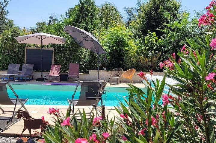 Gîte pour 2 personnes, avec terrasse à Lamonzie-Montastruc