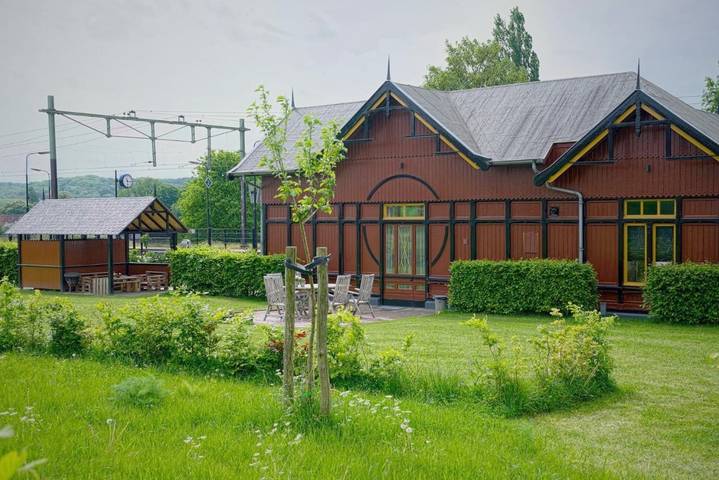 Ferienhaus für 7 Personen, mit Terrasse und Garten sowie Pool und Sauna in Valkenburg
