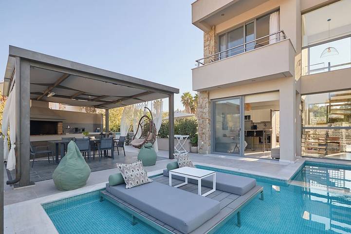 Ferienhaus für 7 Personen, mit Whirlpool und Balkon sowie Garten