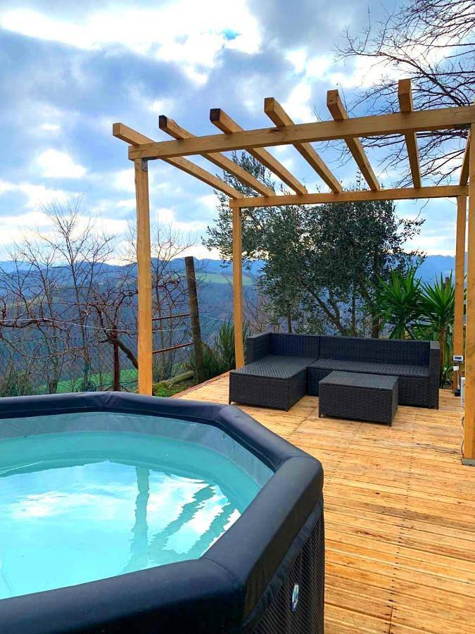 Appartement de vacances pour 3 personnes, avec jardin et piscine ainsi que vue et sauna, animaux acceptés