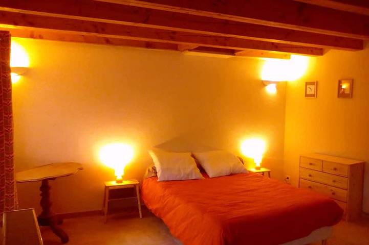 Location de vacances pour 6 personnes, avec jardin à Retournac - 2